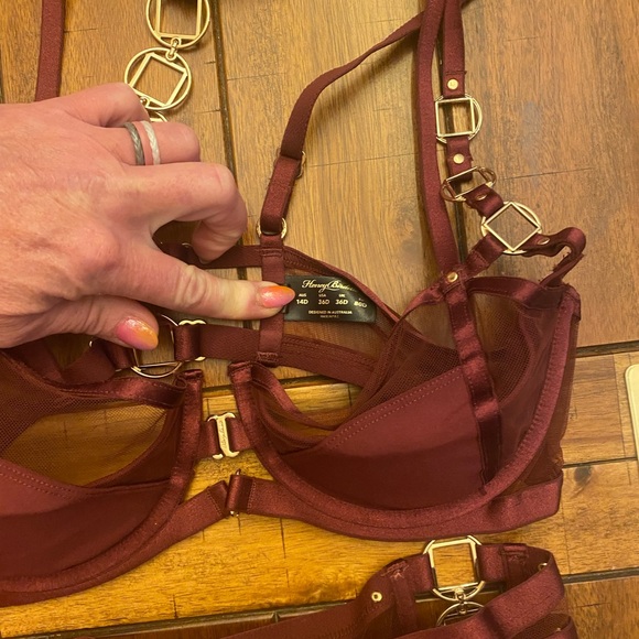 Honey Birdette Jowal Port Wine Lingerie Set - Picture 4 of 6